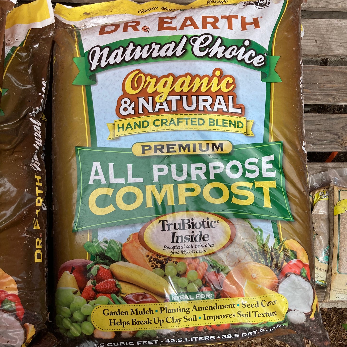 Dr. Earth Organic Natural Choice Compost – 1.5 Cubic Feet